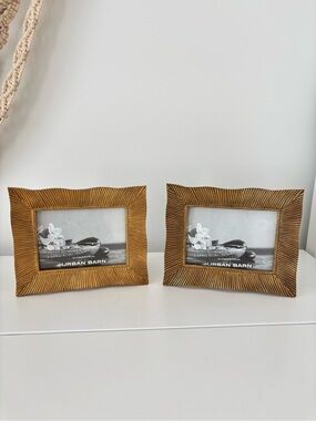 URBAN BARN Set of TWO Ruffles picture frames gold colour 5”x7” glass NEW